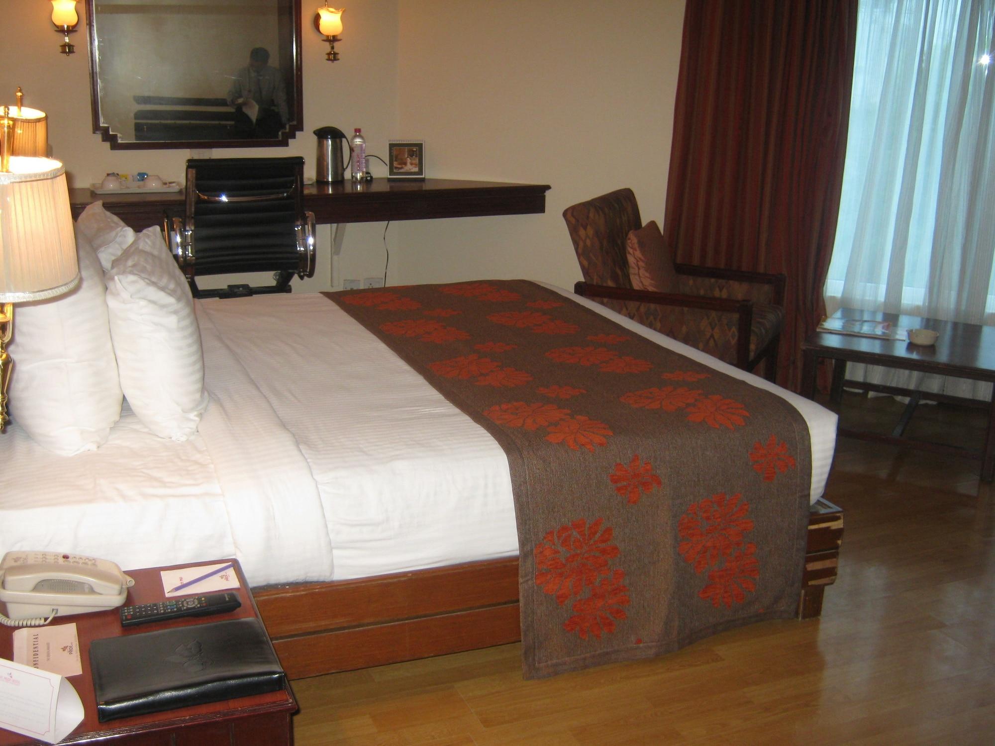 The Pride Hotel, Nagpur Eksteriør bilde