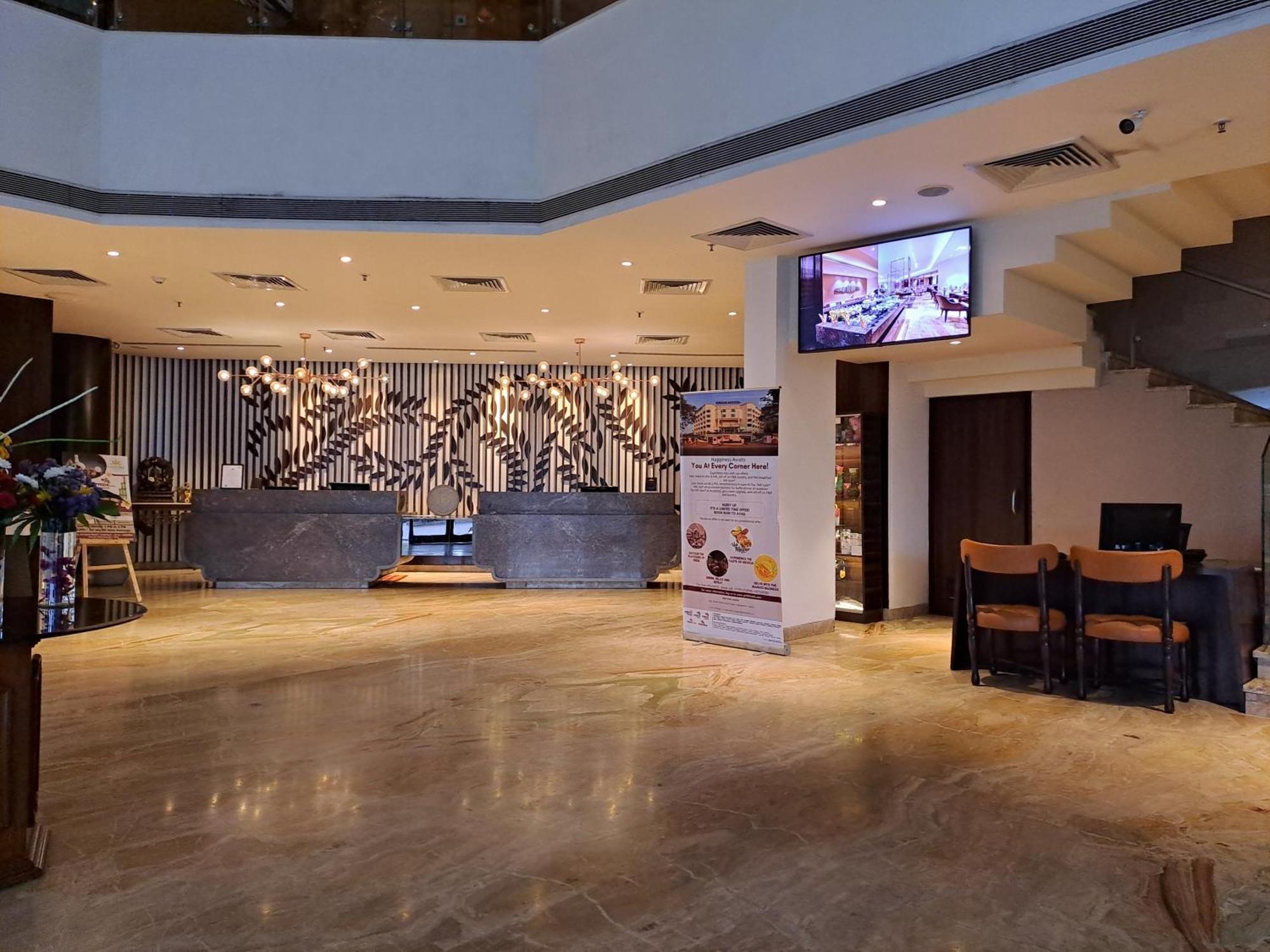 The Pride Hotel, Nagpur Eksteriør bilde